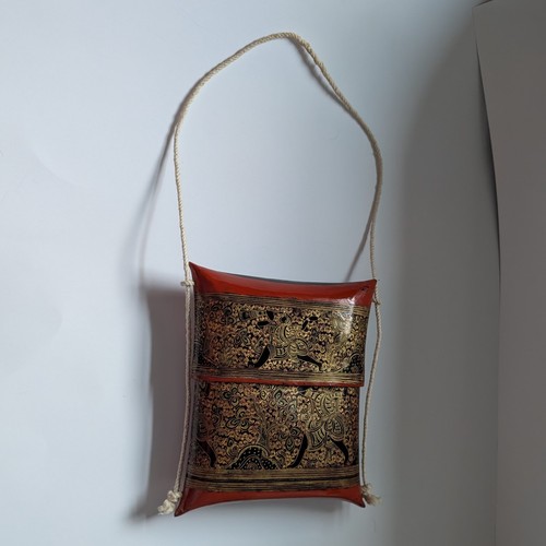Tradizionale birmano laccato