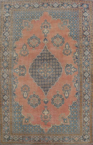 Vintage traditional area rug - vintage,