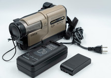 Videocamera Hitachi VM-H710A