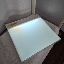 Light Tracer Light Box