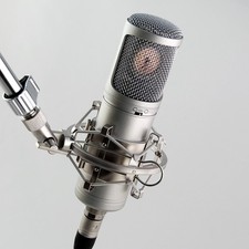 MC-700 Studio Microfono a