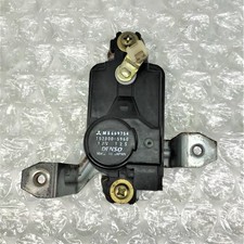 Attuatore serratura porta