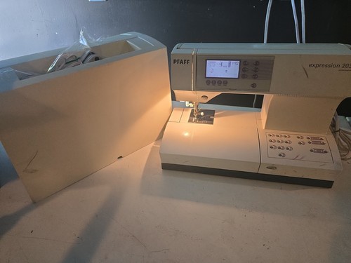 Pfaff sewing machine - pfaff,