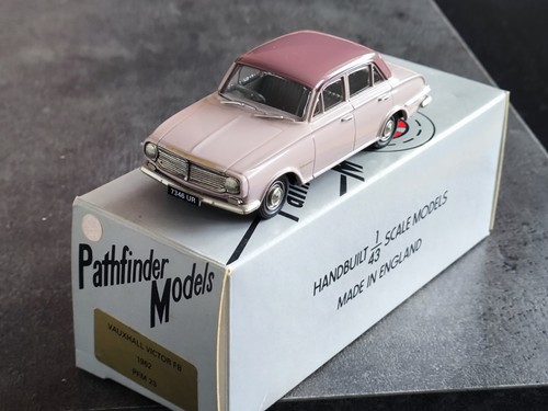 Vintage pathfinder models - 1/43,