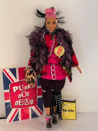 Barbie bambola con stile - , punk