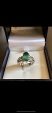 Anello in oro bianco 18k con Smeraldo e diamanti