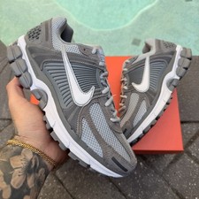 NIKE AIR ZOOM VOMERO 5 COOL