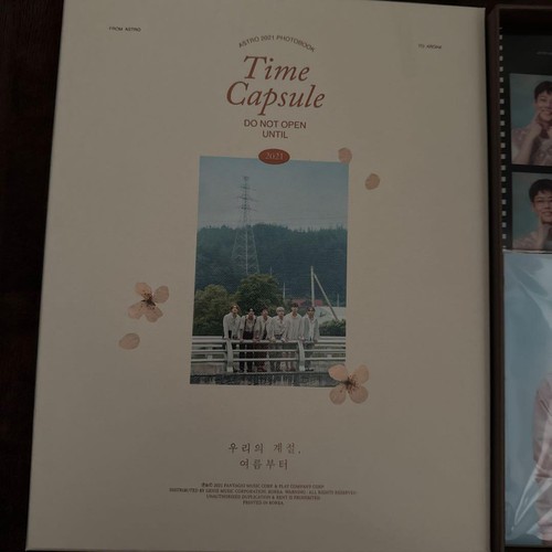 Capsula del tempo - , astro