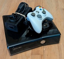Xbox 360 S 250GB Console e
