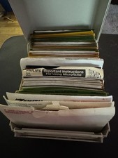 Enorme lotto di manuali di servizio per microschede elettrici