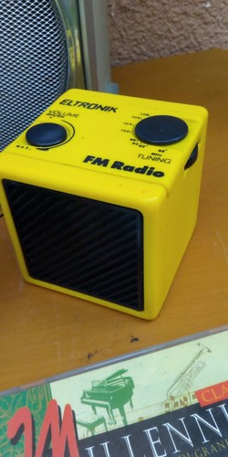 Eltronik radio cubo - fm,