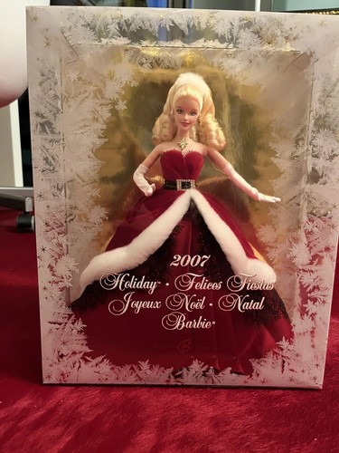 Barbie holiday 2007 - barbie,