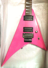 Jackson RR RandyRhoads V Pink