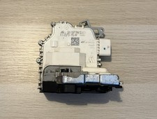 Audi A4 B9 8W serratura porta