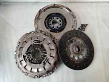 ✅ Volano bimassa + frizione