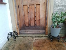 Grandi supporti in metallo per