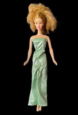 BARBIE doll-doll-dolls-doupee