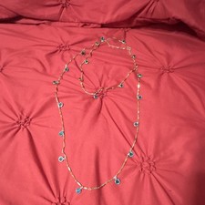 Collana stazione tono oro con