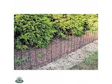 Recinzione in metallo ad arco