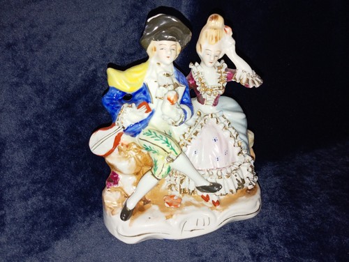 Antica statuina porcellana - antica,