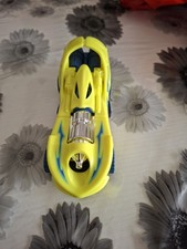 SORPRESA UOVO KINDER HOT