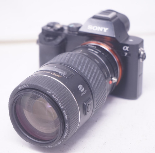 Sony mount adattato minolta - e,