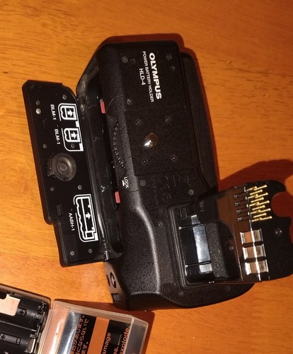 Battery grip per olympus - battery,