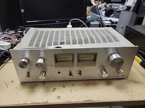 Amplificatore stereo vintage