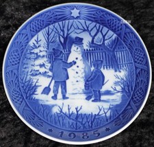 1985 ROYAL COPENHAGEN PIATTO