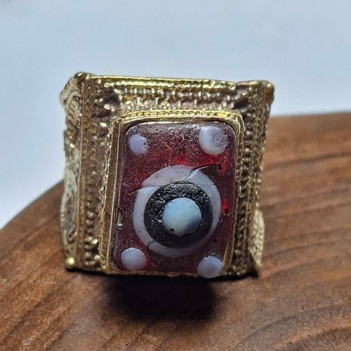 Bellissimo anello antico