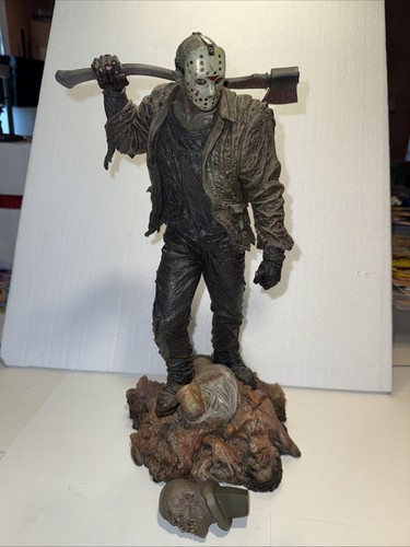 Statua sideshow venerdì - sideshow, 13