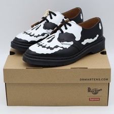 42936001 Supreme Dr.Martens