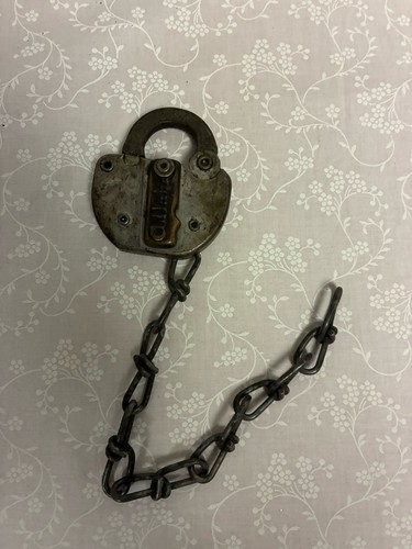 Interruttore serratura