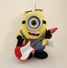 Minion Stuart Jams with Red