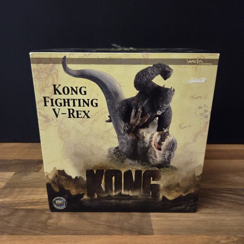 Weta king kong fighting - weta,