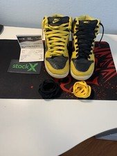 Nike Dunk High (gialle e nere)