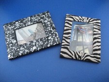 LOTTO - DUE PORTA FOTO - ZEBRATO E STRASS  23X18 - 24X19 VERTICALE E TRASVERSALE