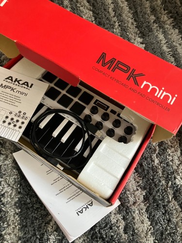 Akai mpk mini mk3 controller - mk3,