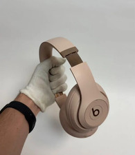 *Beats Studio Pro x Kim