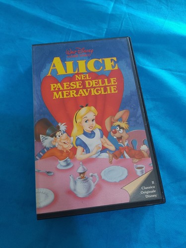 Walt disney alice paese - disney,