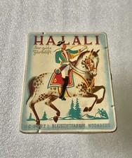 Antica Scatola di Sigarette In