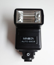 MINOLTA Auto flash 220EX per