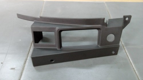 Rivestimento laterale destro