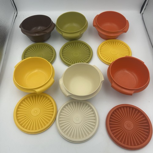 Set tupperware with - set,