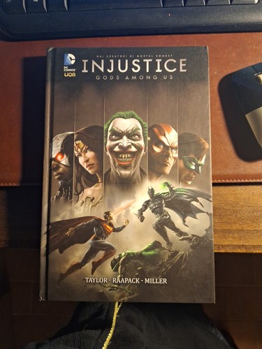 Injustice gods among volume - among, us