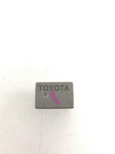 Toyota yaris b gpl - toyota, b/gpl