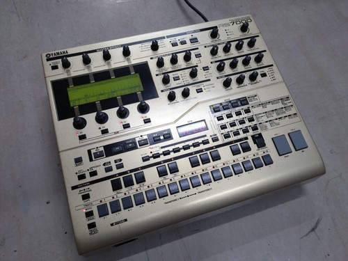 Yamaha rs7000 drum machine - yamaha,