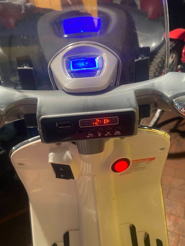Baby car vespa 12v - baby, moto