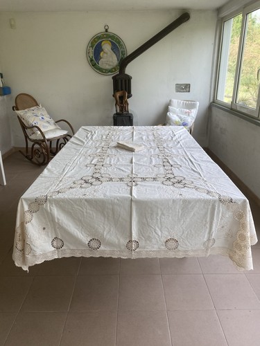 Tovaglia beige ricamata - tovaglia,