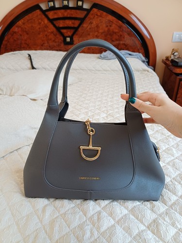 Borsa firmata